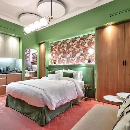 33 Marbeuf Aparthotel 4*