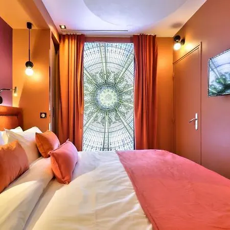 33 Marbeuf Aparthotel