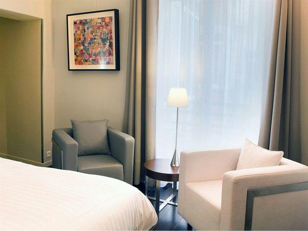 33 Marbeuf Aparthotel Parigi
