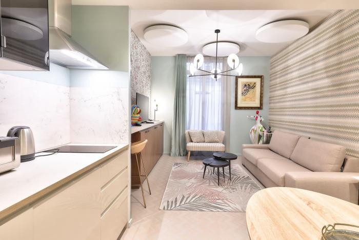 33 Marbeuf 4* Parigi